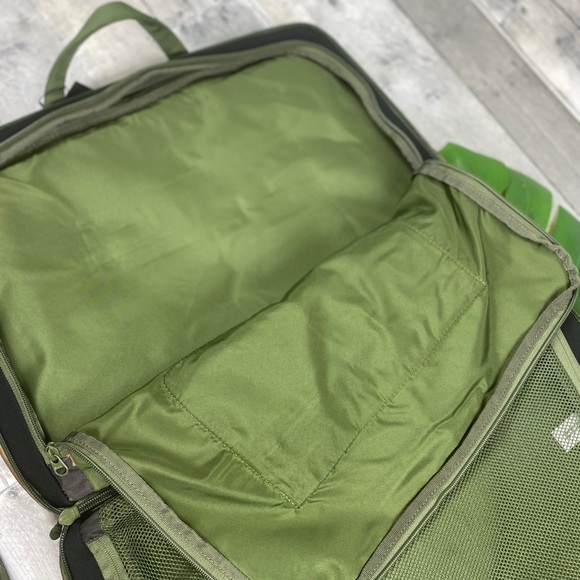 Herschel Camo Britannia xL briefcase bag messenger - Picture 8 of 8